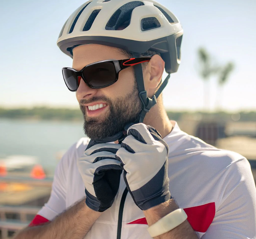 Differences Between Sports Sunglasses And Regular Sunglasses